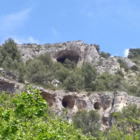 Maison Au Coeur De Fontaine De Vaucluse, Nichee Sur Le Rocher Et Surplombant La Sorgue ภายนอก รูปภาพ